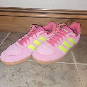 Adidas Womens Shoes Like New 7.5